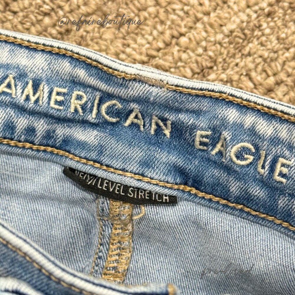 American Eagle Hi-Rise Shortie Denim Shorts - Picture 3 of 5